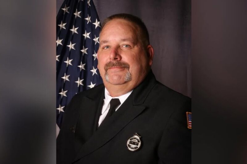 Gary White and Jason Vosburgh, Memphis, USA Medical Emergencies : Gary White and Jason Vosburgh ,Two Memphis firefighters with decades of service tragically pass within 24 hours.